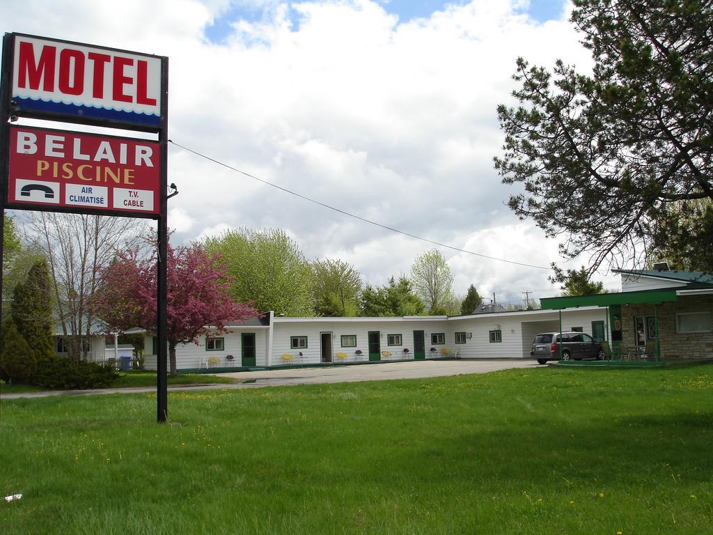 Motel Belair Rigaud Екстер'єр фото