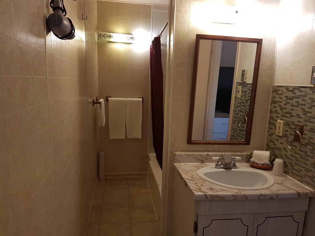 Motel Belair Rigaud Екстер'єр фото